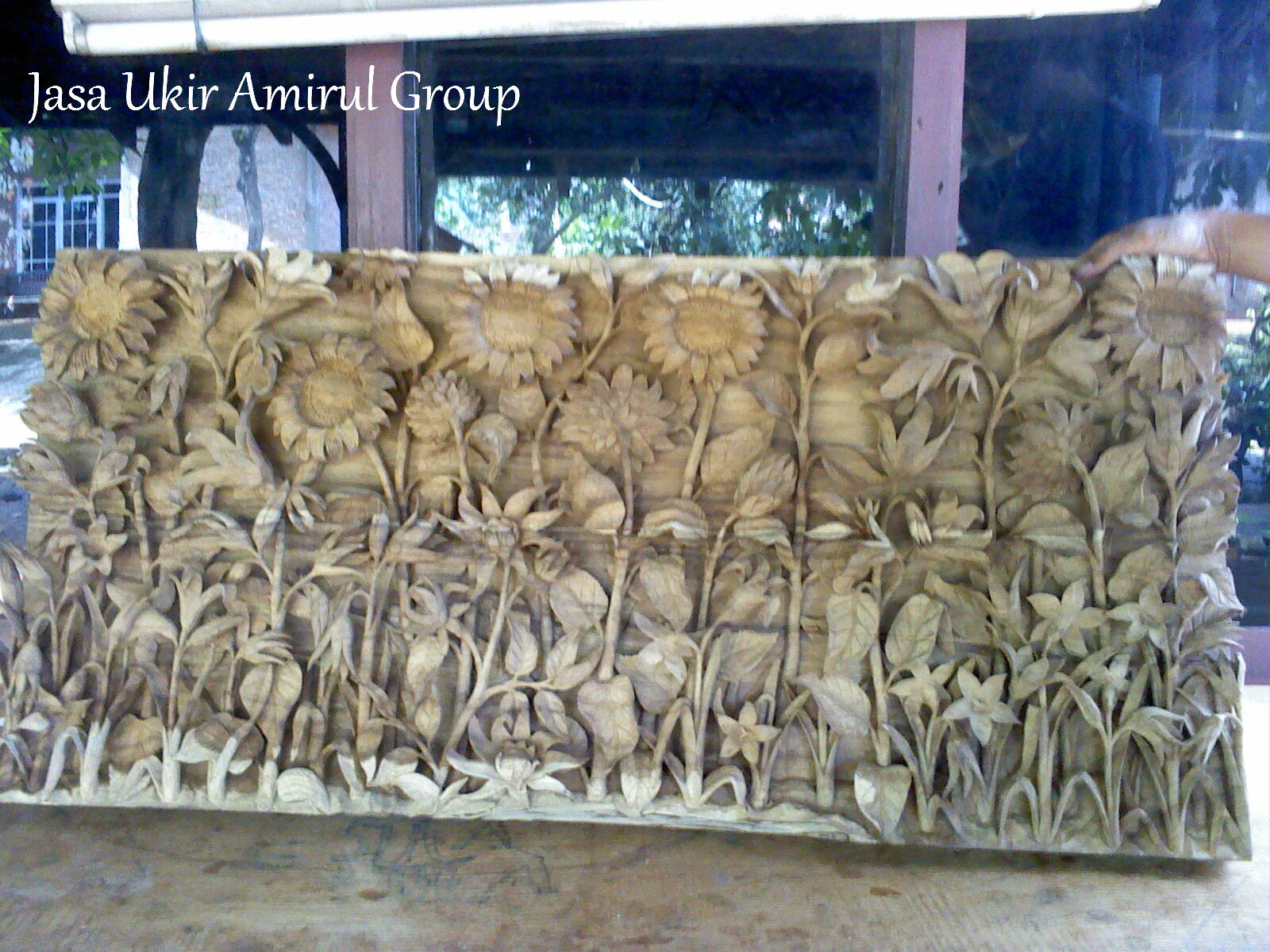 relief kayu  jati glondong  Jasa Ukir Online Jasa Ukiran  