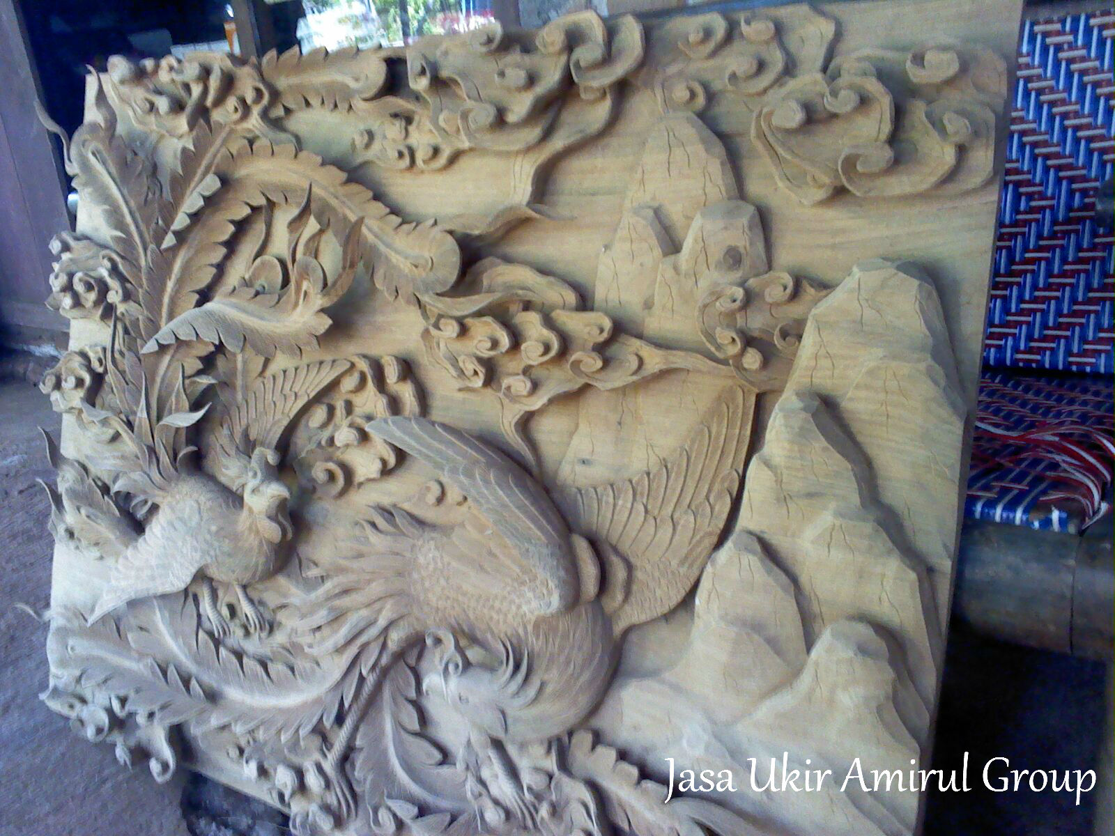 relief kayu  jati  glondong  Jasa Ukir  Online Jasa Ukiran 